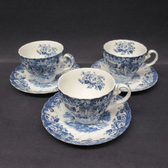 3 - Johnson Brothers England COACHING SCENES Blue Tea n Coffee Cups and Saucers - Picture 1 of 4